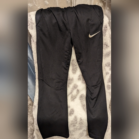 SOLD!! BOYS, Nike Dri Fit Pants - Picture 2 of 9